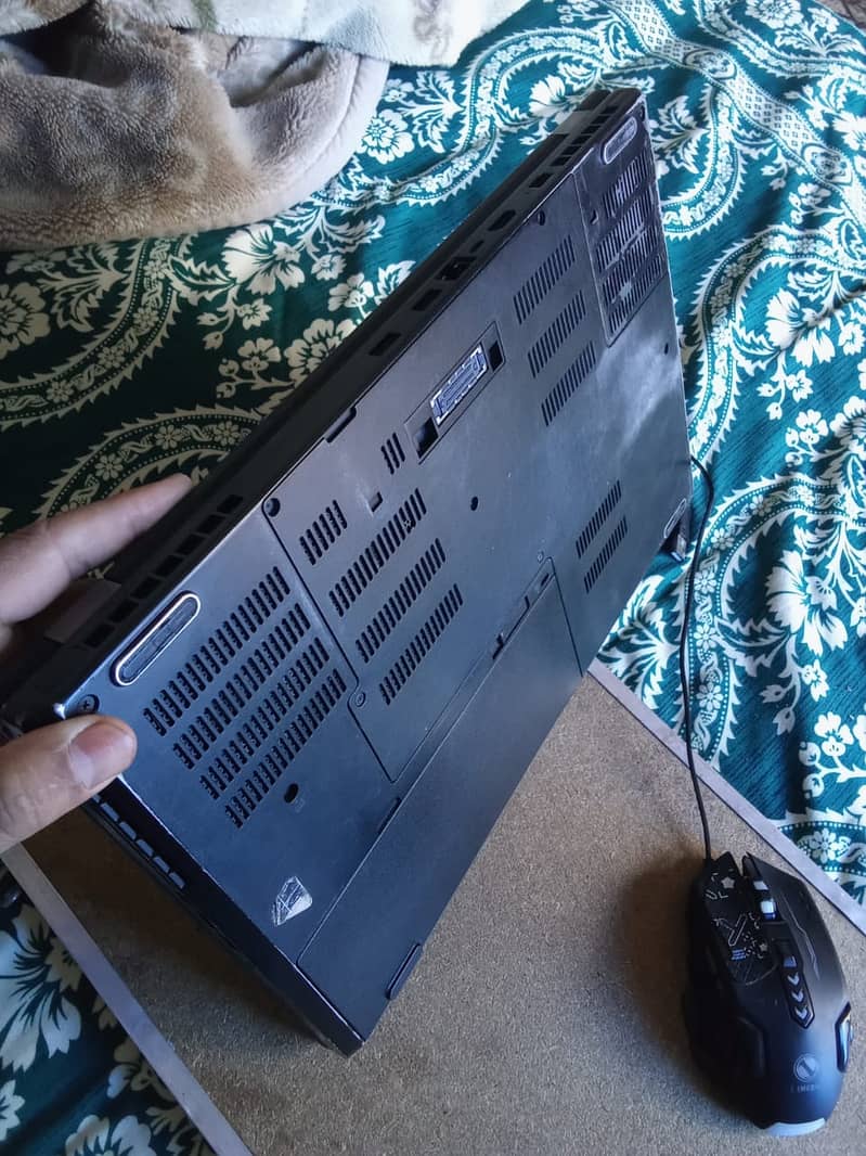 Lenovo P50 workstation, i7 6th HQ processor, 4GB dGPU, 32/512-SSD GB 4