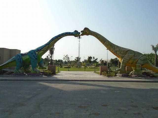 5 Marla Commercial On Easy Installment Plot For Sale In Bahria Orchard Phase-4 Lahore Prime Location, Ideal For Business Investment, Low Cost, Ready For Construction| Open Form | No Transfer fee | Direct Transfer | 13