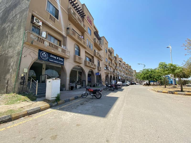 5 MARLA INVESTOR RATE COMMERCIAL PLOT AVAILABLE FOR SALE IN SQUARE COMMERCIAL 6