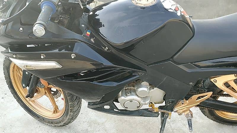 super bike Leo 200cc 1