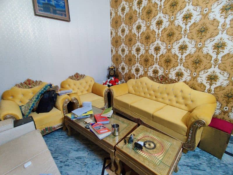 3 Stear.  And 2 single Sofa Sets. 0