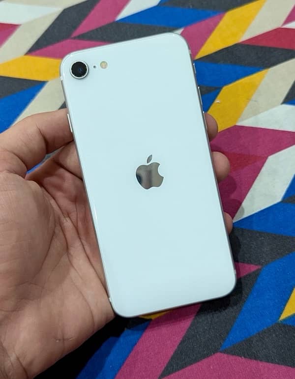 Iphone SE(2020) 0