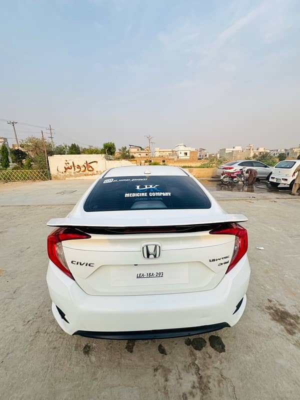 Honda Civic 1.8 I-VTEC 2018 Automatic 12