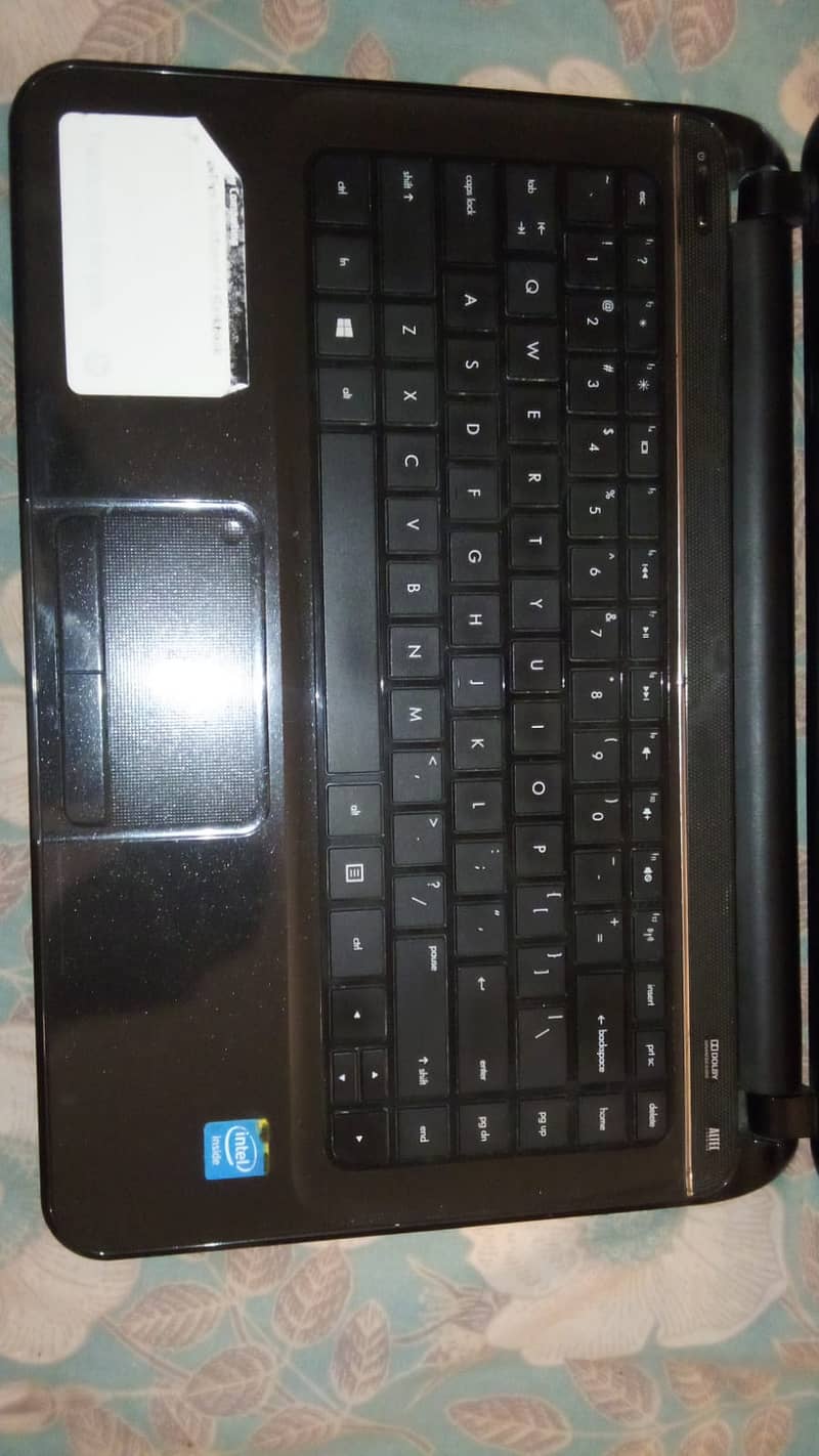 HP Pavilion TouchSmart 14 Sleekbook 2
