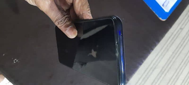 OnePlus N10 6 128 10by10 5000mah battery 3