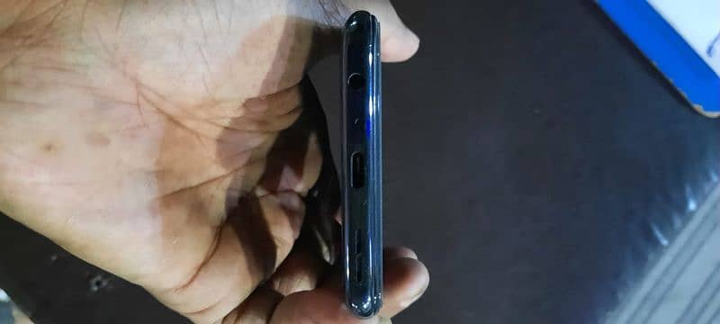 OnePlus N10 6 128 10by10 5000mah battery 4