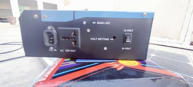 Homage 12volts and 24volts and Mppt 60Amp Controler 6