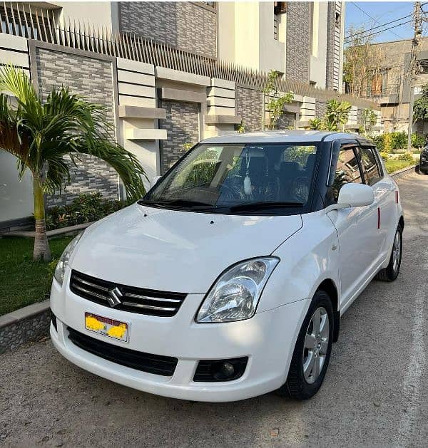 Suzuki Swift navigation automatic model. 2016 3