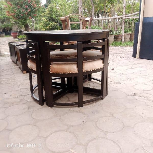 Space saving dining table 1