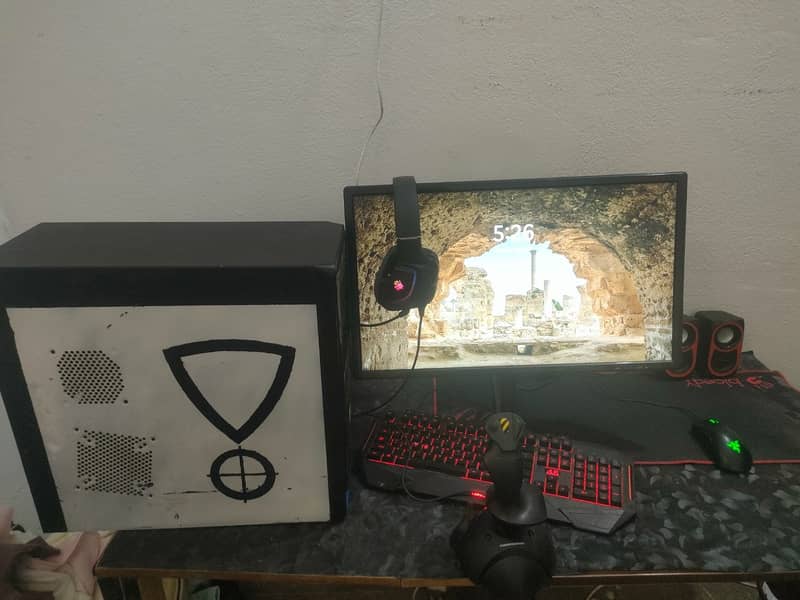 Selling Personal Computer with 144hz LED and used peripherals 7