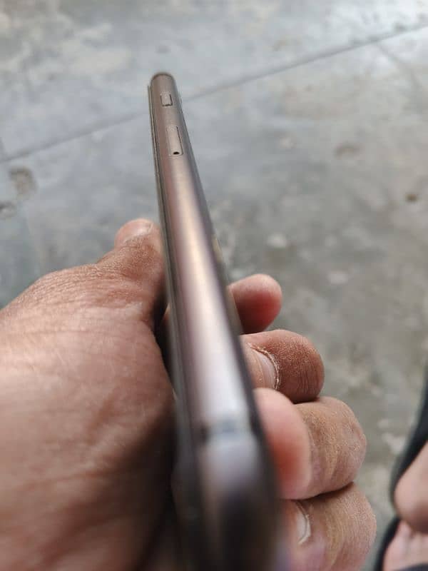 iphone 8 64gb 3