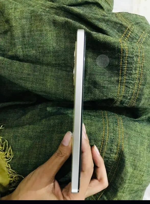 vivo y36 8+8 128gb complete box 1