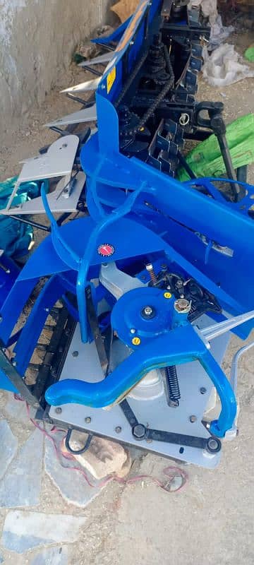 low machine for sale brand new mobile number 03219730935  03499228726 4