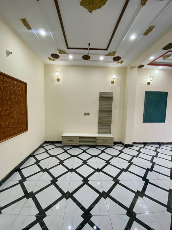 5 Marla Beautiful Design House For sale in Park View City Lahore 1