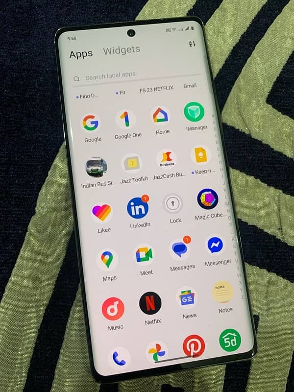 Vivo v30e in 2 months warranty and excellent condition 2