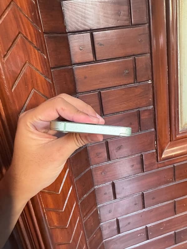 Iphone 12 Non-PTA 3