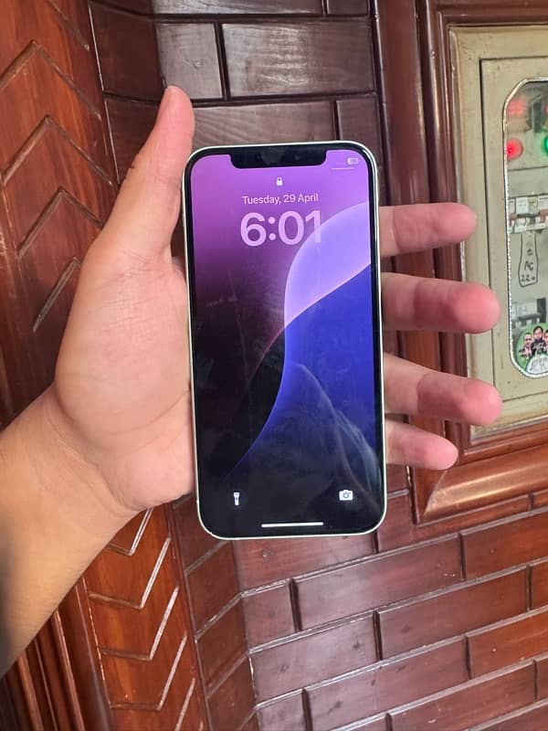 Iphone 12 Non-PTA 5