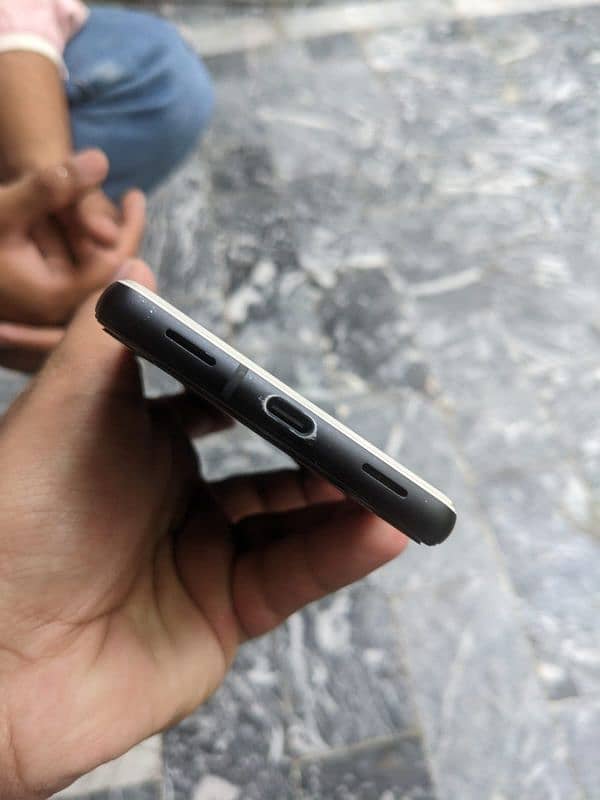 Google pixel 6a 4