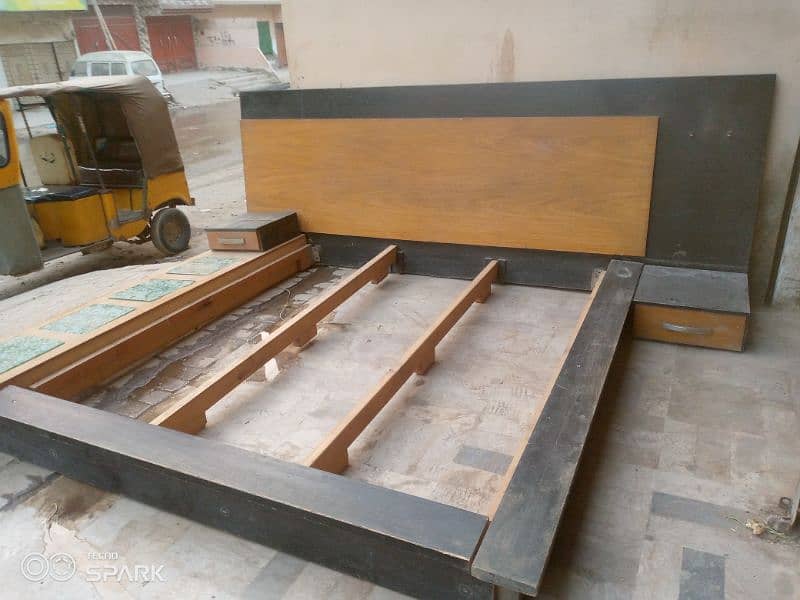 King bed 1