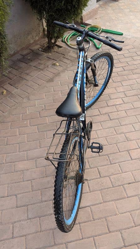 Venom mountain bicycle 2