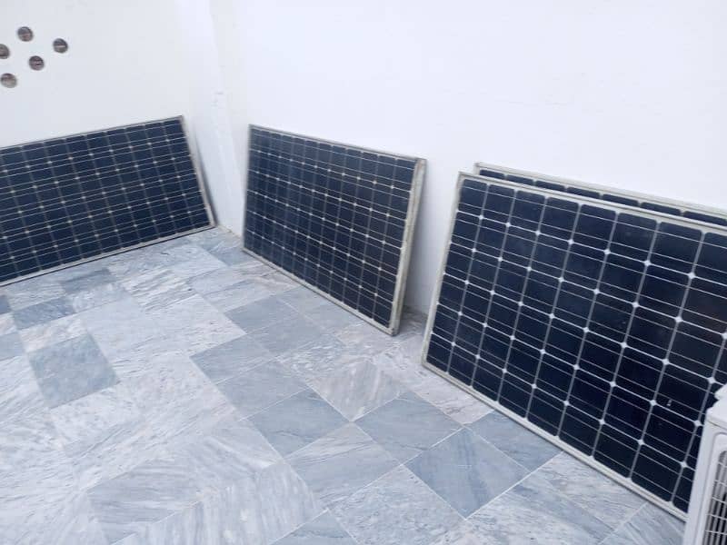 4 Pieces solor panel with stand 1