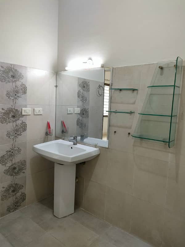 HOT LOCATION 20 Marla 4 Bed House For Sale In Askari 10 Lahore Cantt 11