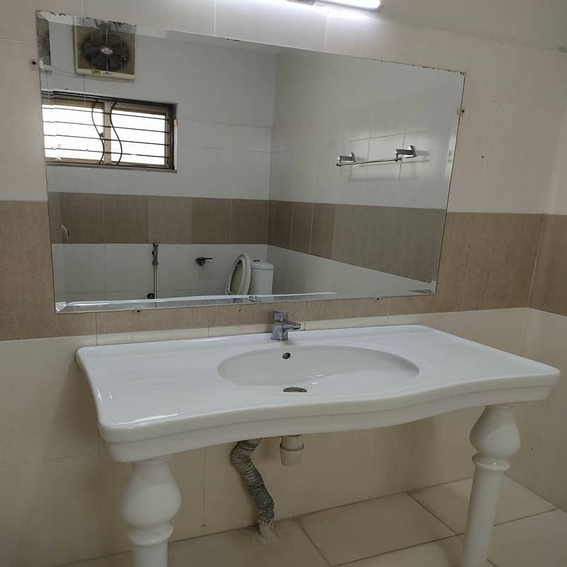 HOT LOCATION 20 Marla 4 Bed House For Sale In Askari 10 Lahore Cantt 15