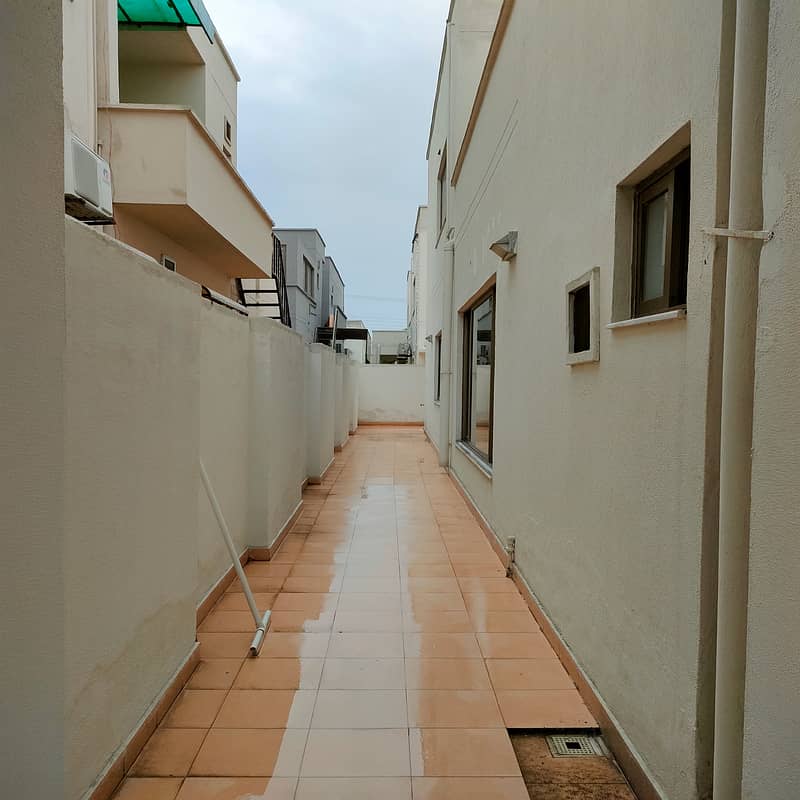 HOT LOCATION 20 Marla 4 Bed House For Sale In Askari 10 Lahore Cantt 16