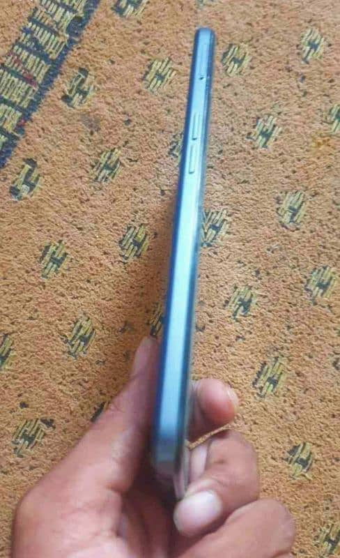 Oppo F17 5