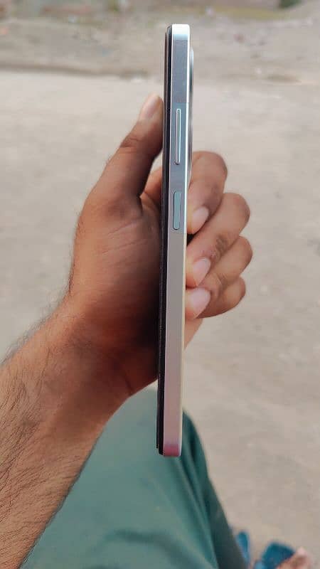 infinix smart 8 pro 4/128 5