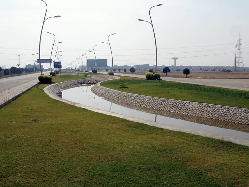 05 Marla Most Beautiful Prime Location Plot With Possession For Sale In Block N 10