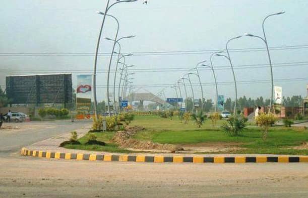 05 Marla Most Beautiful Prime Location Plot With Possession For Sale In Block N 11