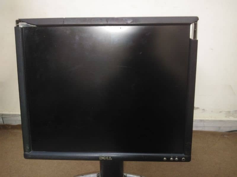 Dell Ki LCD hai 100% okay 0