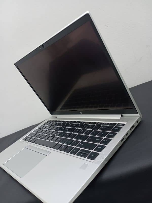 Hp Elitebook 845 G7 AMD Ryzen 7 Pro Octa Core 1