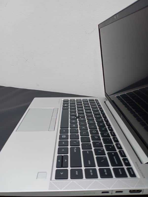 Hp Elitebook 845 G7 AMD Ryzen 7 Pro Octa Core 2