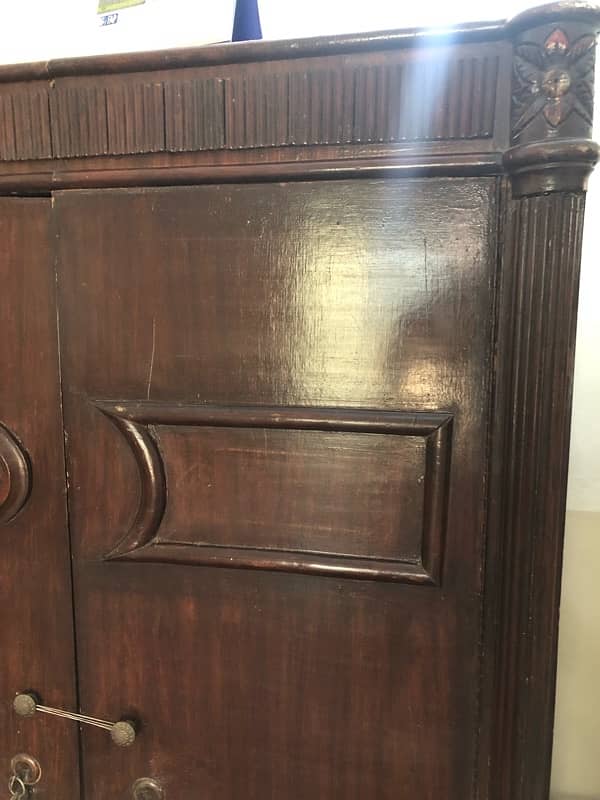 3Doors Almari 1
