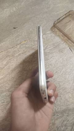 sharp Aquos r2 4/64