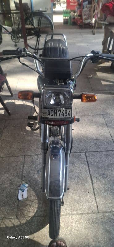 Road prince black 1