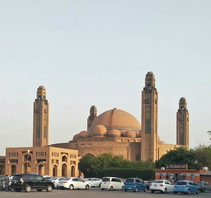 10 Marla Corner Plot For Sale In Bahria Town Lahore 3