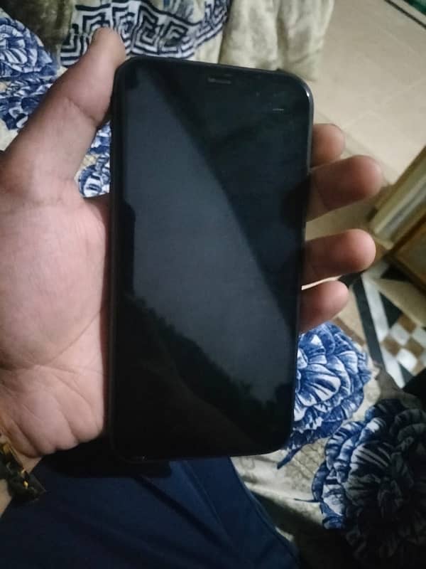 I phone 11 non active jv 4 month sim time water pack Air tight 1