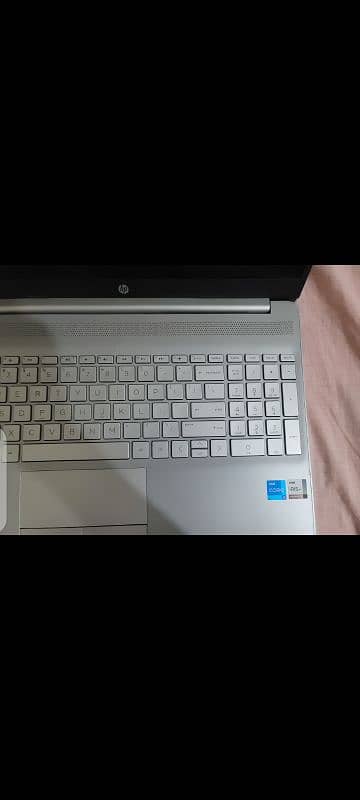 Hp 15s corei5 11thgen 9