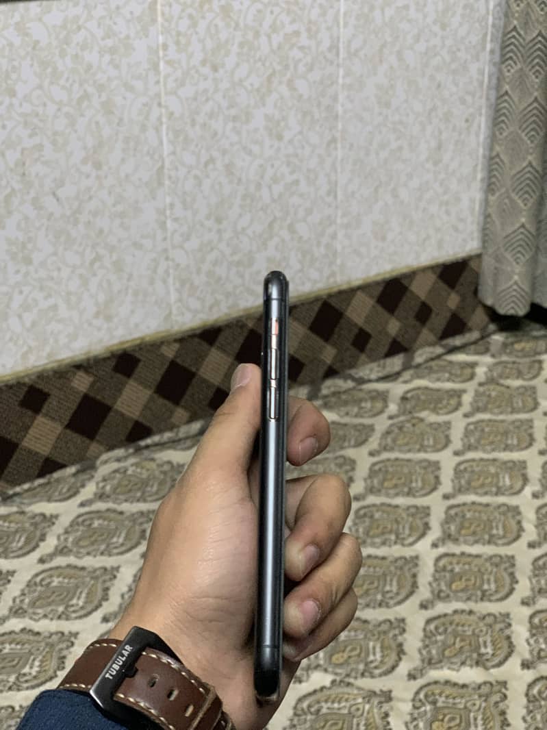 IPhone 11 Pro Dual PTA Approved 5