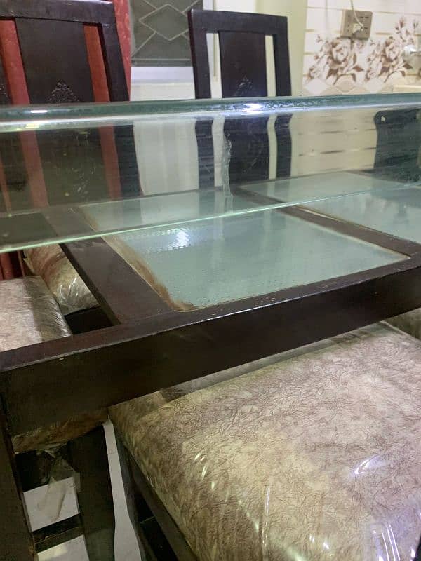 Dinning Table 0