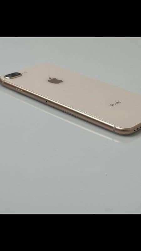 iPhone 8 Plus LLA 1