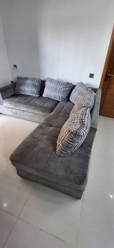 L shaped 5 seater sofa 0