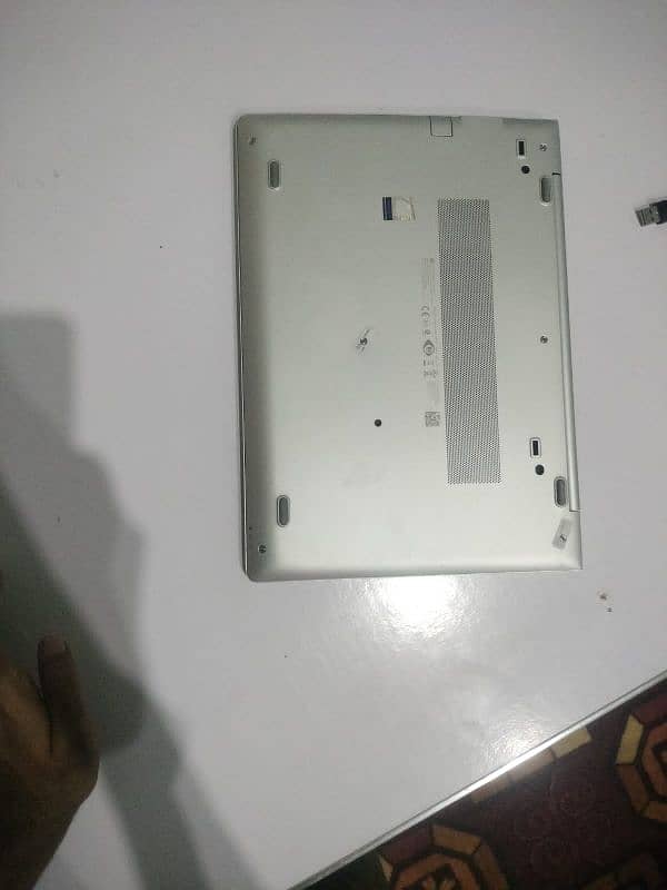 ELITE BOOK 840 G5 GRAPHIC CARD 14