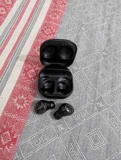 Samsung 100% genuine ear buds pro (SM-R190) - Excellent condition