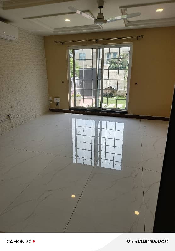 F7 Separate Ground Floor 5