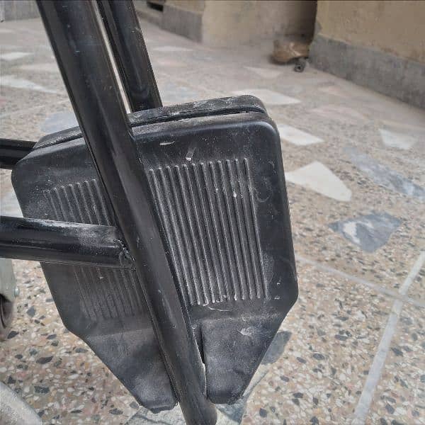 tri cycle wheelchair 1