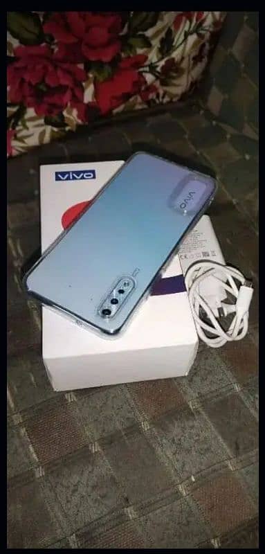 Vivo S1 with Box 8/256 and 48MP camra 0.3. 0.2. 7.7. 2.4. 9.0. 0 0